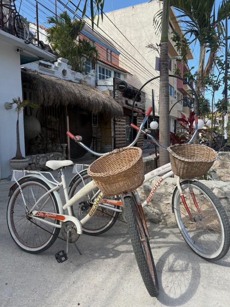 White Benotto beach cruiser bikes with baskets